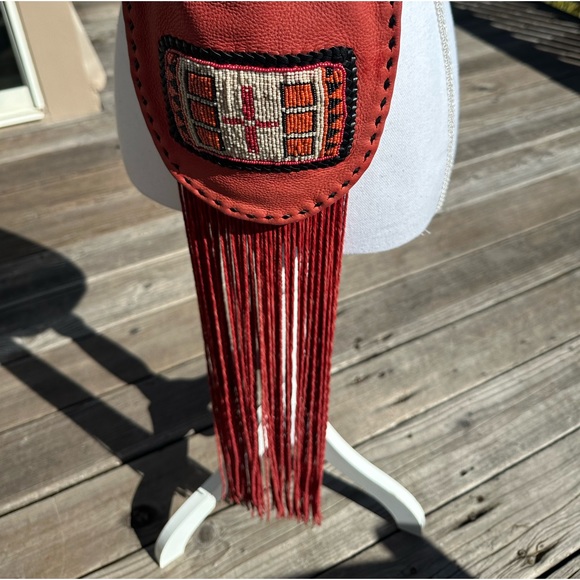 Original handmade fringed leather handbag from Melrose Avenue Boutique - Picture 3 of 7